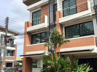 For sale 3 Beds retail Space in Mueang Phuket, Phuket