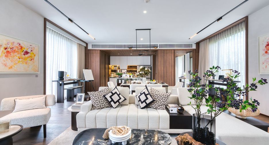 À vendre 2 chambres condo à Sathon, Bangkok