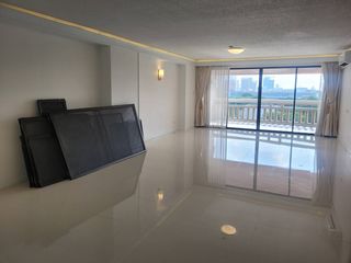 For rent 2 ベッドルーム apartment in Pathum Wan, Bangkok