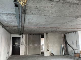 For sale 3 bed condo in Phaya Thai, Bangkok