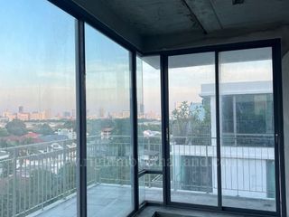 For sale 3 bed condo in Phaya Thai, Bangkok