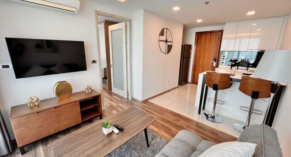 For rent 1 bed condo in Pratumnak, Pattaya