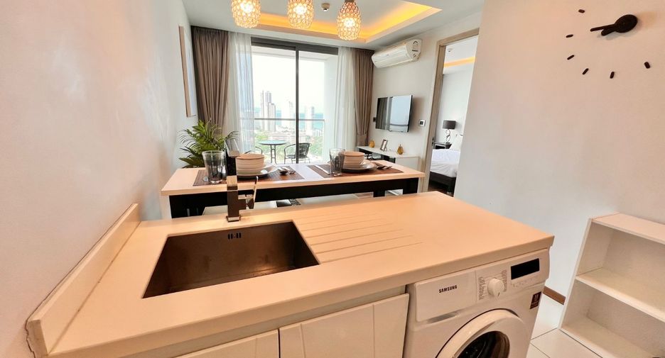 For rent 1 bed condo in Pratumnak, Pattaya