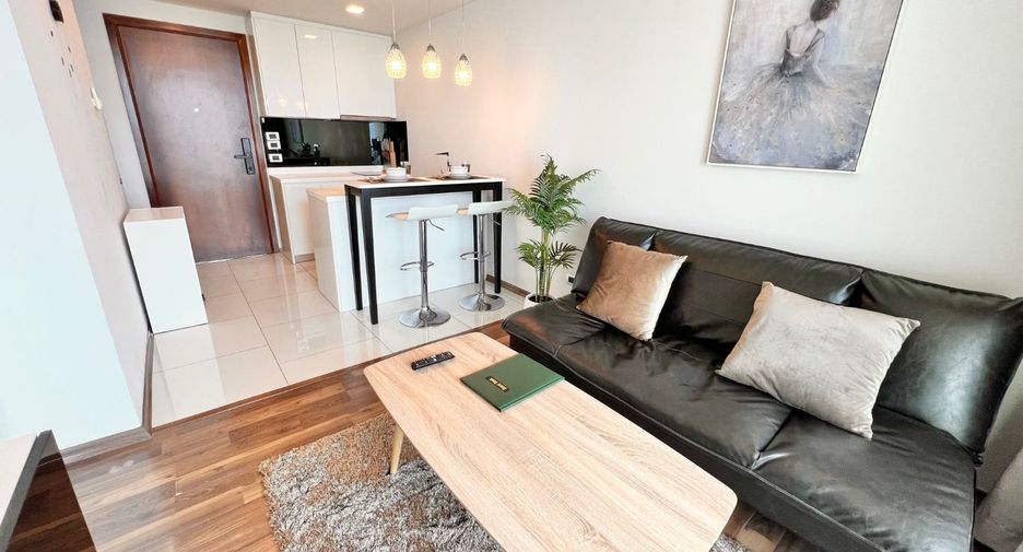For rent 1 bed condo in Pratumnak, Pattaya