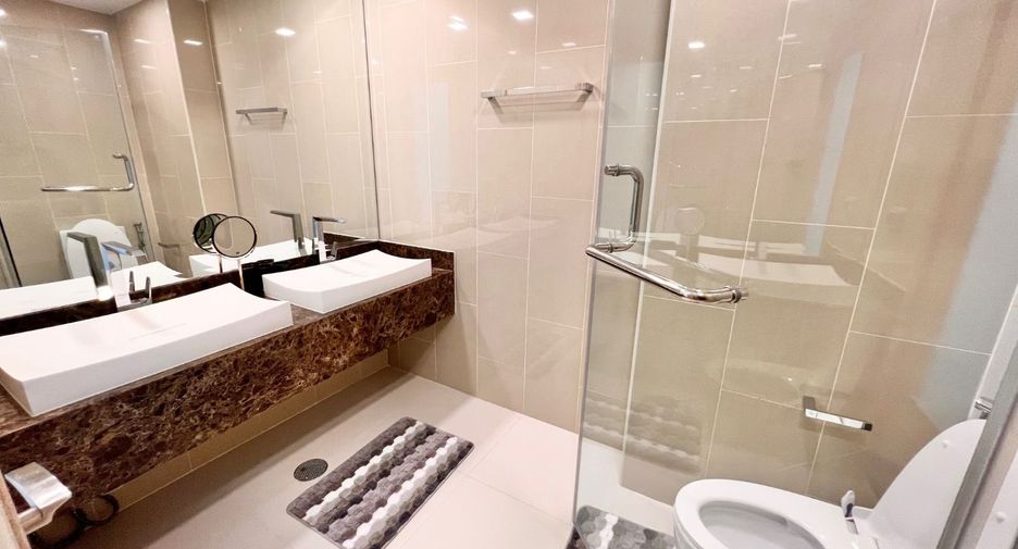For rent 1 bed condo in Pratumnak, Pattaya
