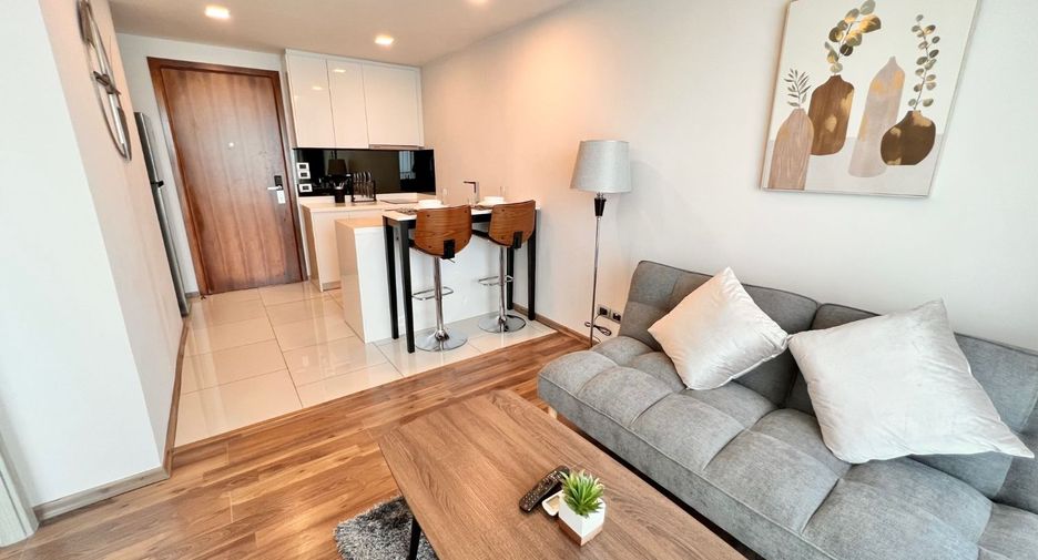 For rent 1 bed condo in Pratumnak, Pattaya