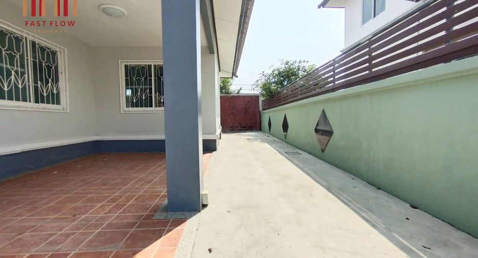 For sale 2 bed house in Tha Takiap, Chachoengsao