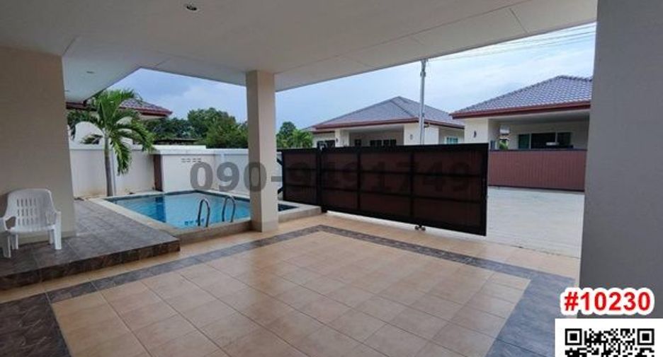 For rent 3 bedrooms house in Huay Yai, Pattaya