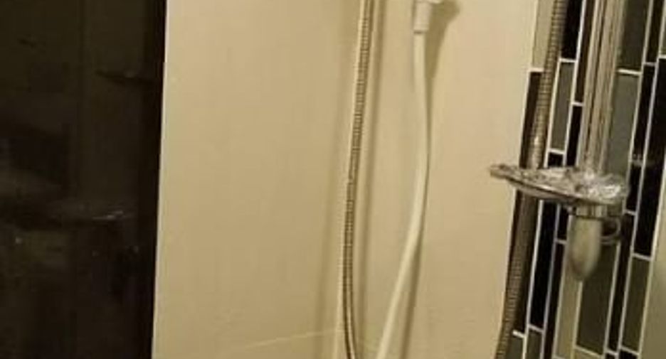 Wohnung zum Kauf mit 1 Zimmer in Khlong San, Bangkok