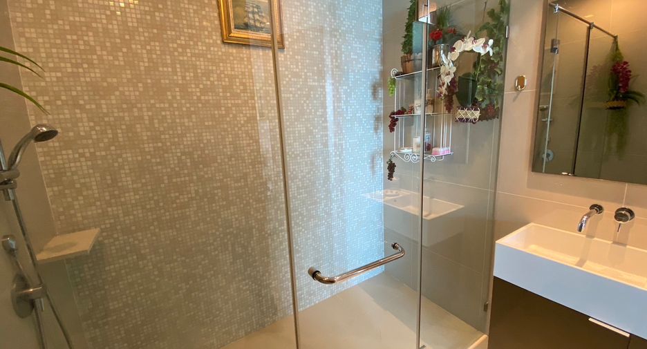 For rent 1 bed condo in Bang Lamung, Chonburi