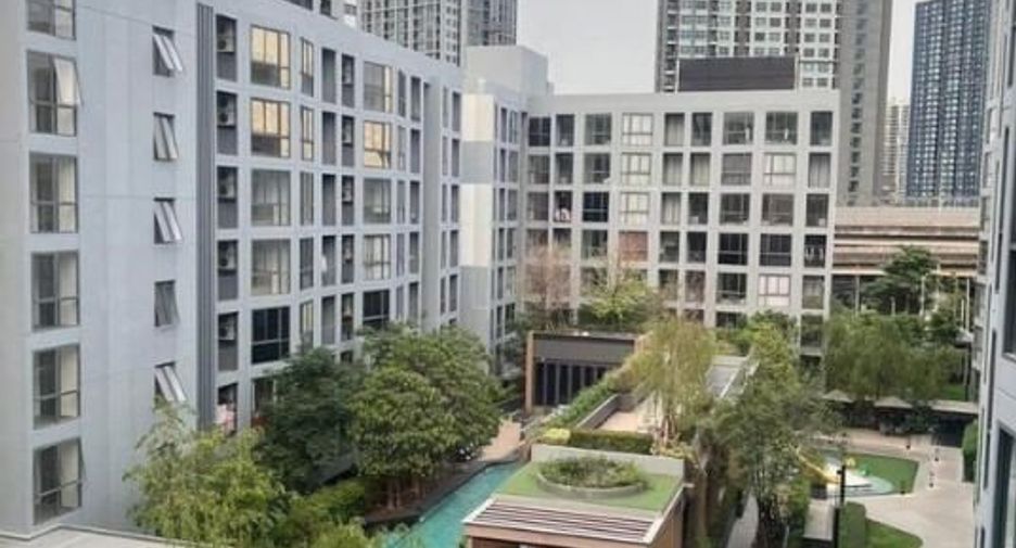 For sale 2 bedrooms condo in Watthana, Bangkok