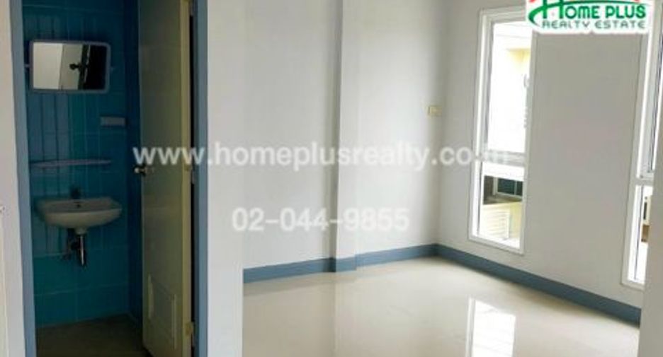 Reihenhaus zum Kauf mit 3 Zimmer in Si Racha, Chonburi
