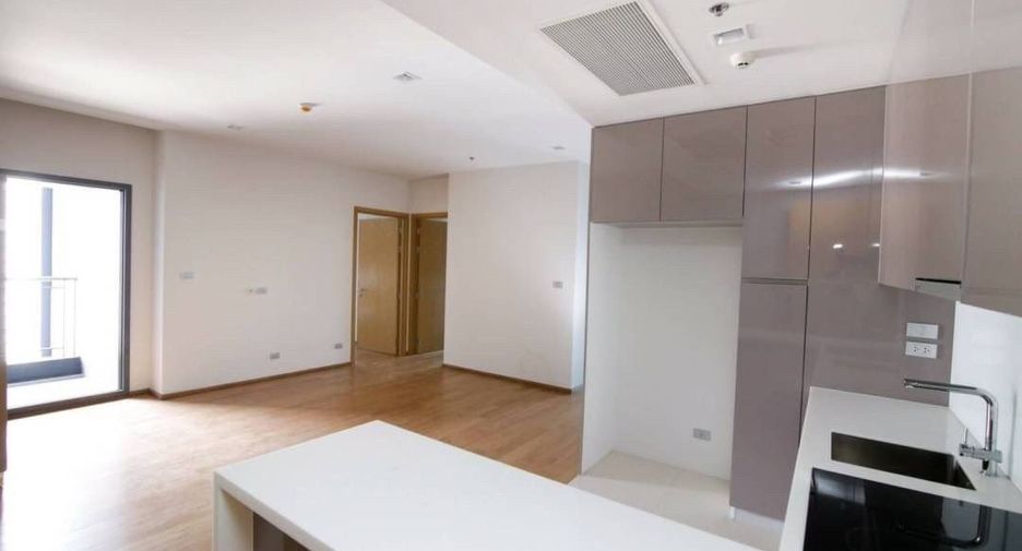 Продажа 3 спальни кондо в Кхлонг Тоеи, Бангкок