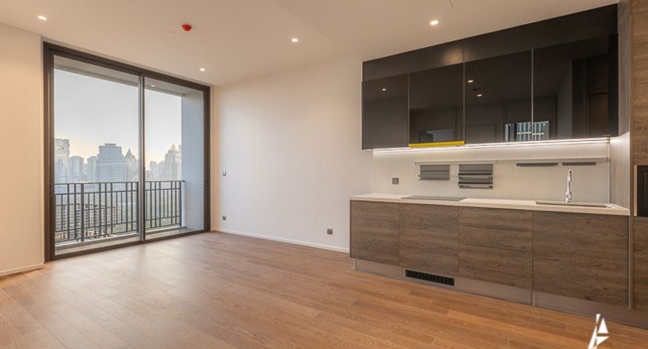 For sale 2 bedrooms condo in Pathum Wan, Bangkok
