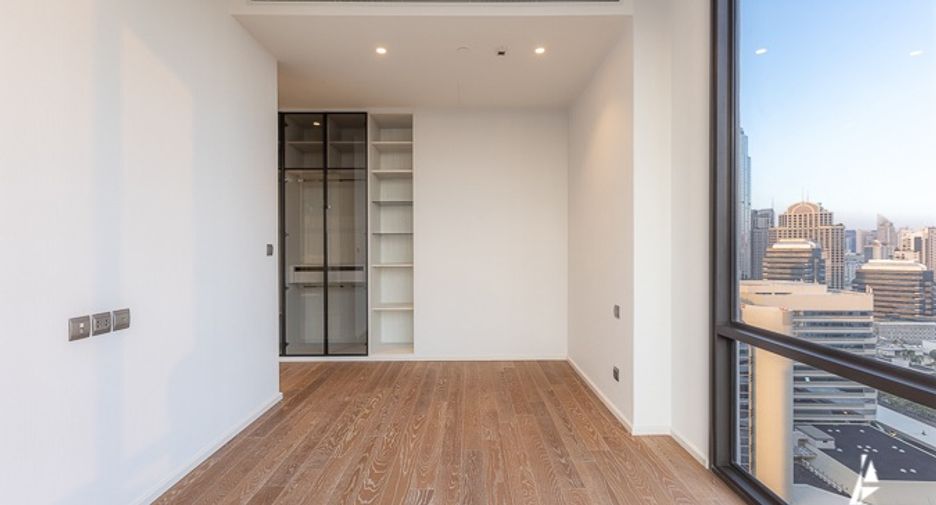For sale 2 bedrooms condo in Pathum Wan, Bangkok