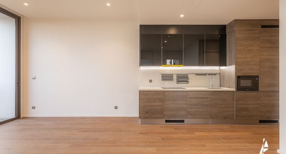 For sale 2 bedrooms condo in Pathum Wan, Bangkok