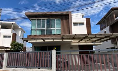 Casa en venta de 4 habitaciones en Hang Dong, Chiang Mai