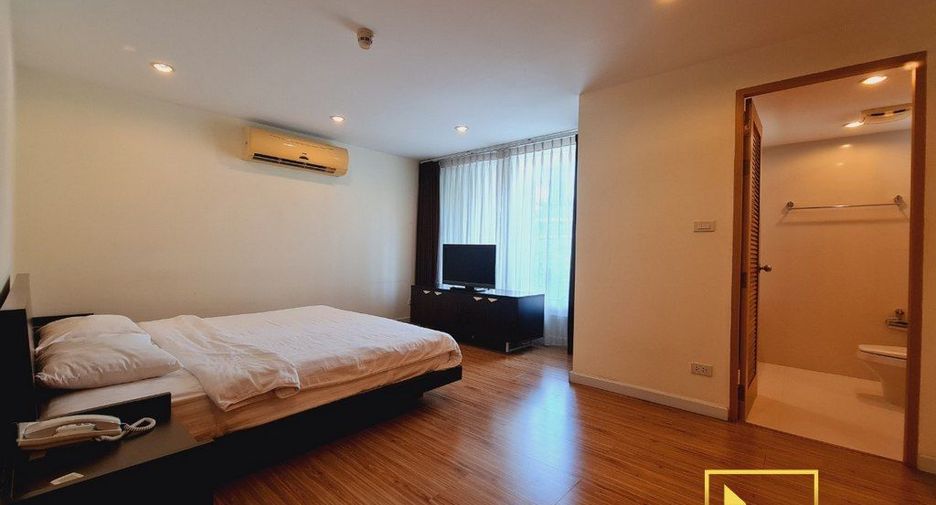 For rent 2 bedrooms apartment in Pathum Wan, Bangkok
