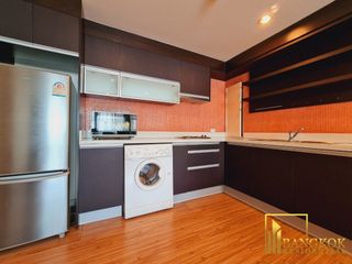 For rent 2 bedrooms apartment in Pathum Wan, Bangkok