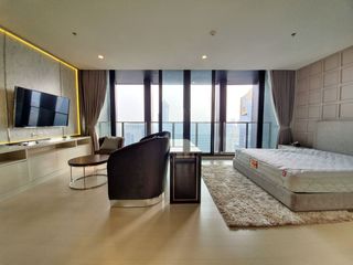Wohnung zur Miete mit 3 Zimmer in Pathum Wan, Bangkok