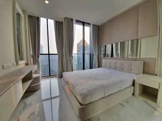 Wohnung zur Miete mit 3 Zimmer in Pathum Wan, Bangkok