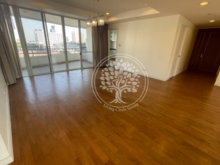 For rent 4 bed condo in Watthana, Bangkok