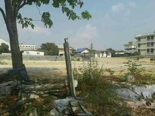 For sale land in Mueang Samut Prakan, Samut Prakan