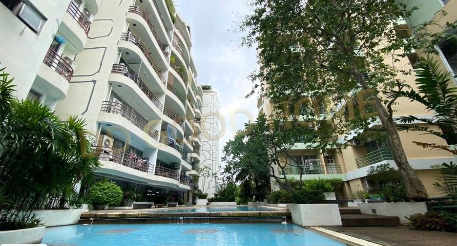 À vendre 2 chambres condo à Khlong Toei, Bangkok
