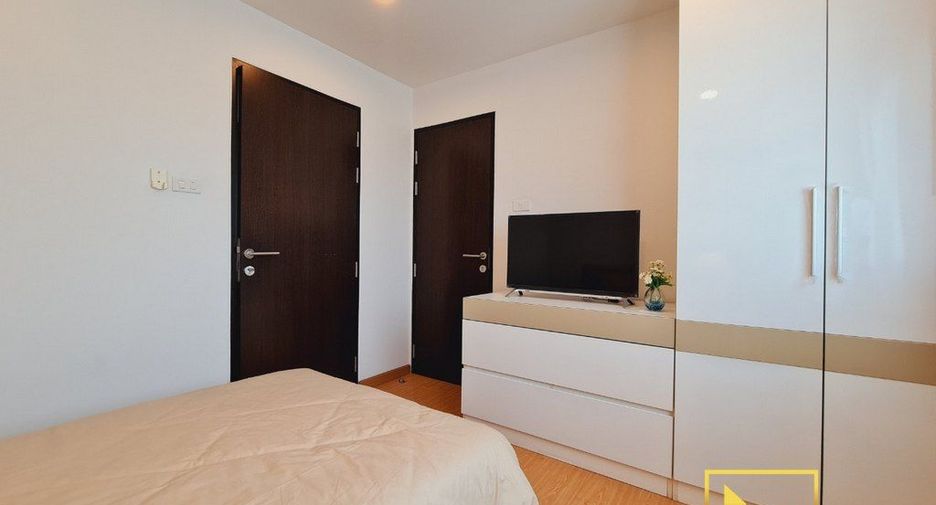 For rent 2 bedrooms apartment in Watthana, Bangkok