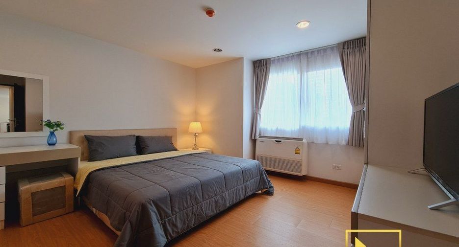 For rent 2 bedrooms apartment in Watthana, Bangkok