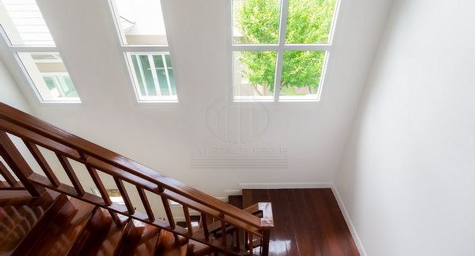 For sale 3 bedrooms house in Mueang Chon Buri, Chonburi