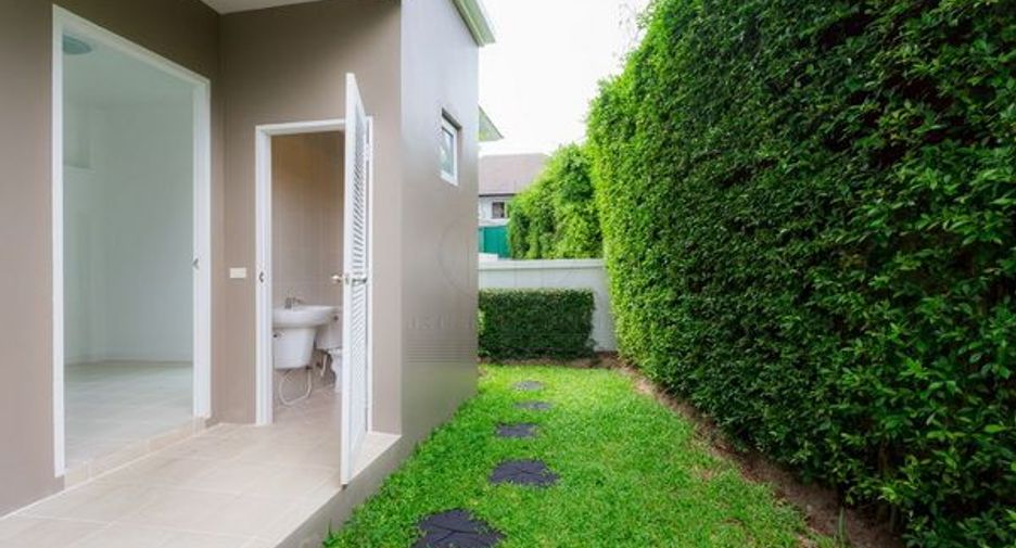For sale 3 bedrooms house in Mueang Chon Buri, Chonburi