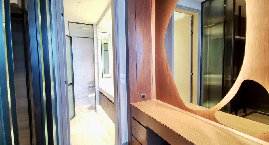 For sale 1 Beds condo in Pathum Wan, Bangkok