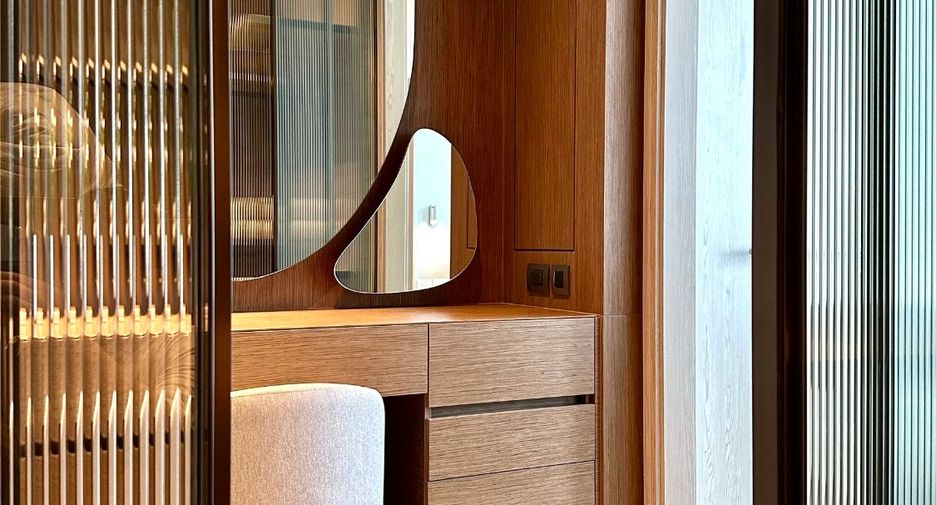 For sale 1 Beds condo in Pathum Wan, Bangkok