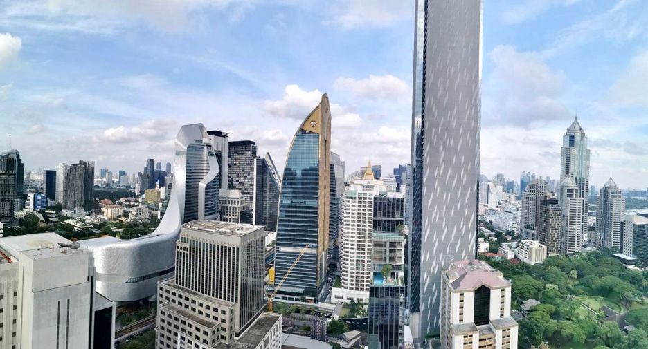 For sale 1 Beds condo in Pathum Wan, Bangkok