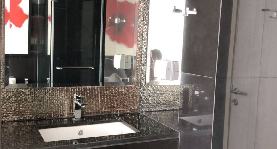 For rent and for sale 2 bedrooms condo in Khlong Toei, Bangkok
