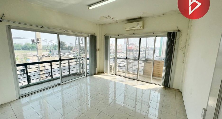 For sale 3 bed retail Space in Mueang Ratchaburi, Ratchaburi