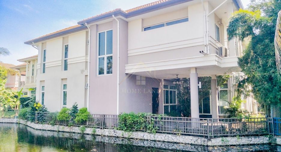 For sale 5 bed house in Mueang Pathum Thani, Pathum Thani