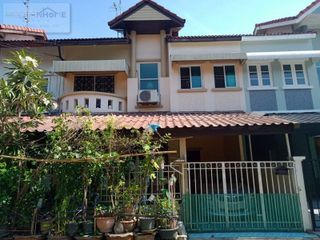 For sale 4 bed townhouse in Khan Na Yao, Bangkok