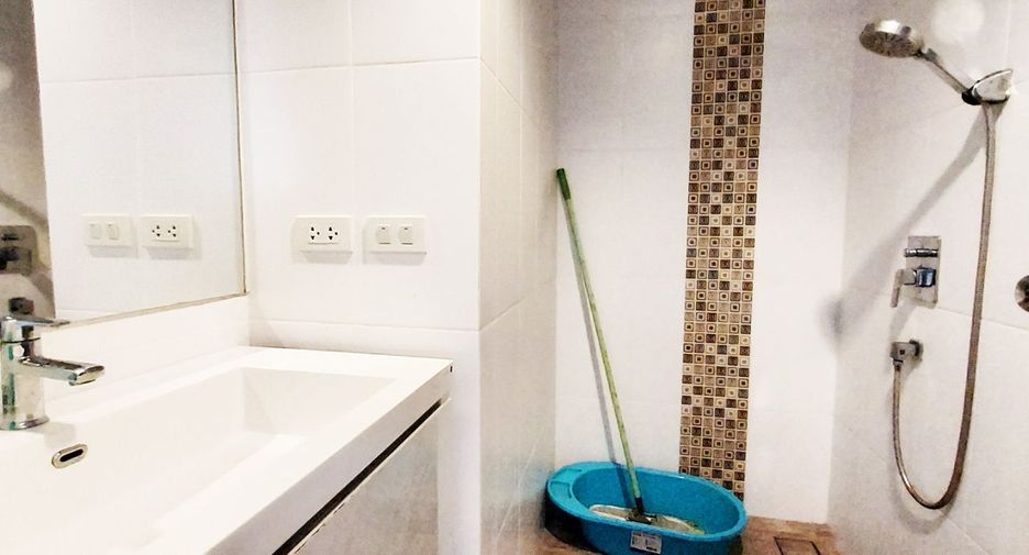 For sale 1 Beds condo in Klaeng, Rayong
