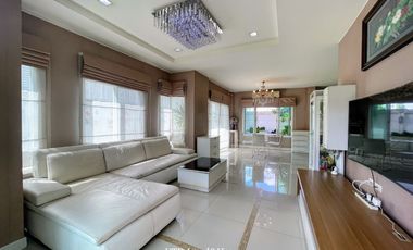 For sale 3 bedrooms house in Prawet, Bangkok