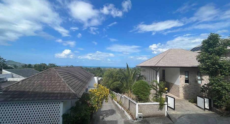 For sale 3 bedrooms townhouse in Ko Samui, Surat Thani