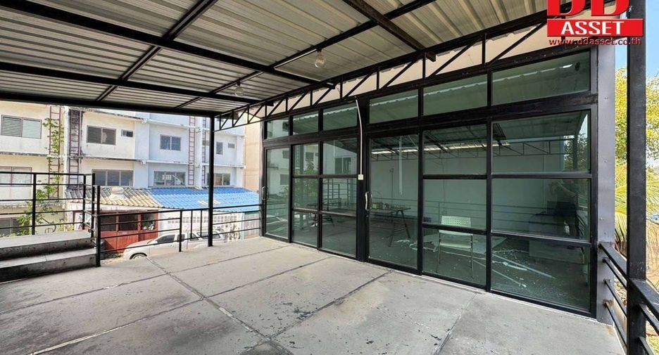 For rent and for sale retail Space in Mueang Chon Buri, Chonburi