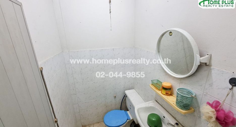 Casa adosada en venta de 2 habitaciones en Nong Chok, Bangkok