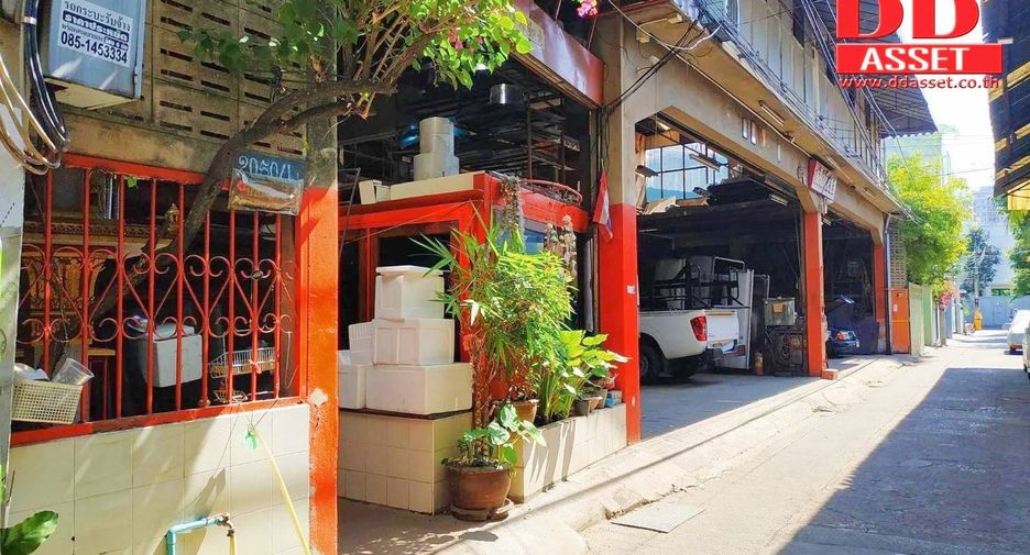 For rent warehouse in Sathon, Bangkok