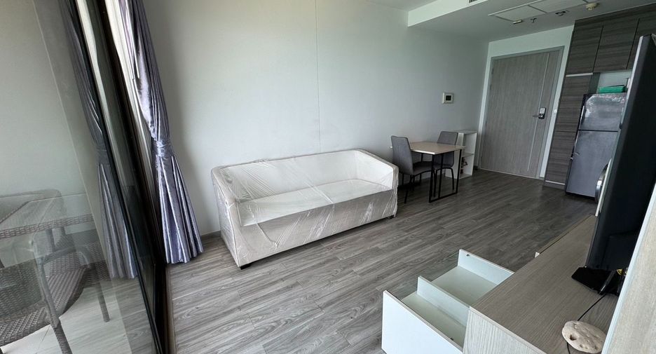 For rent 1 bed condo in Bang Lamung, Chonburi