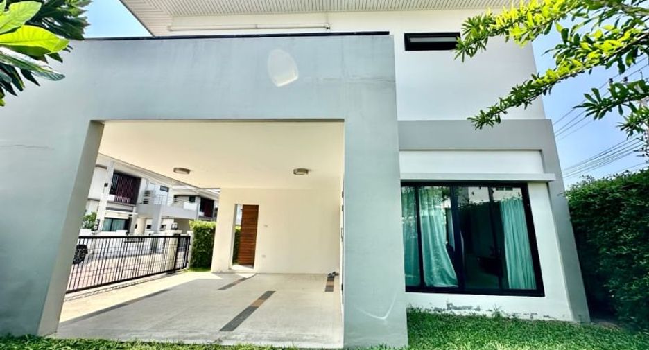 For rent 3 bed house in Si Racha, Chonburi