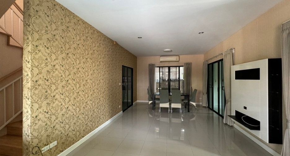 For sale 4 bedrooms house in Nong Khaem, Bangkok