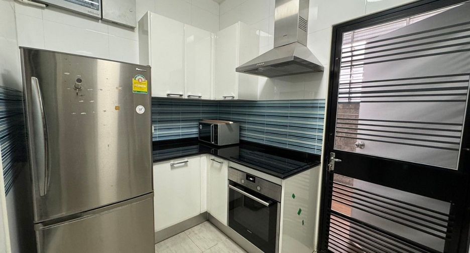 For sale 4 bedrooms house in Nong Khaem, Bangkok