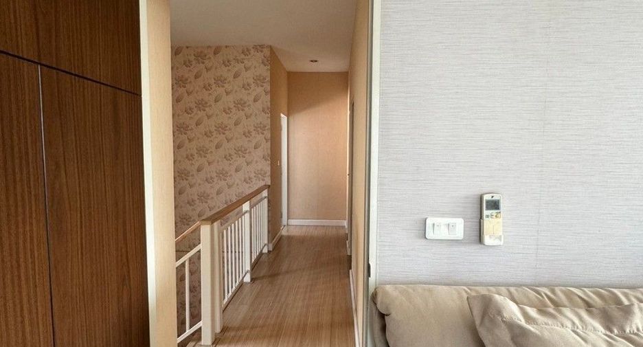 For sale 4 bedrooms house in Nong Khaem, Bangkok